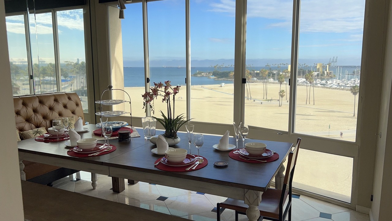 Photo of Livingroom in Alamitos Beach