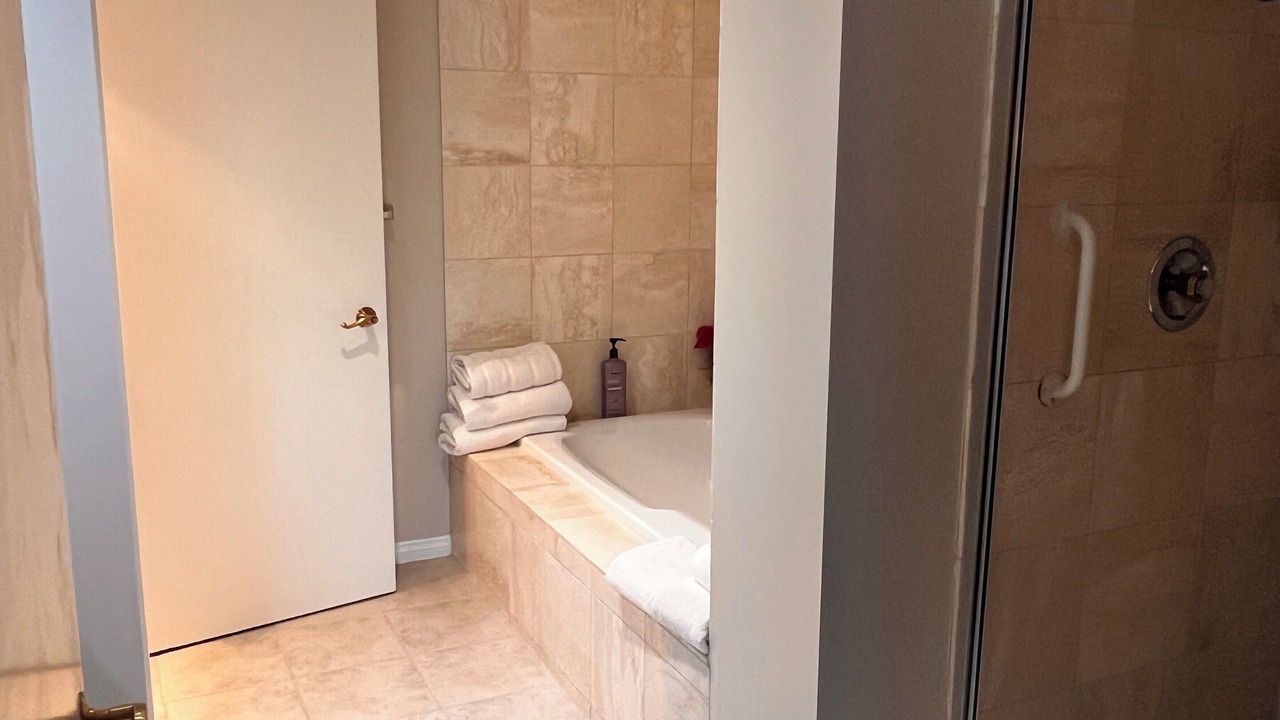 Photo of Bathroom in Alamitos Beach