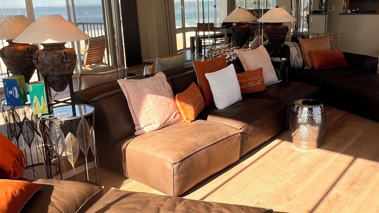 Photo of Livingroom in Alamitos Beach