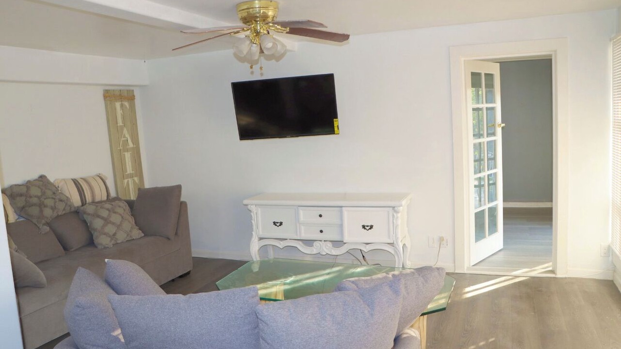Photo of Livingroom in Hemet