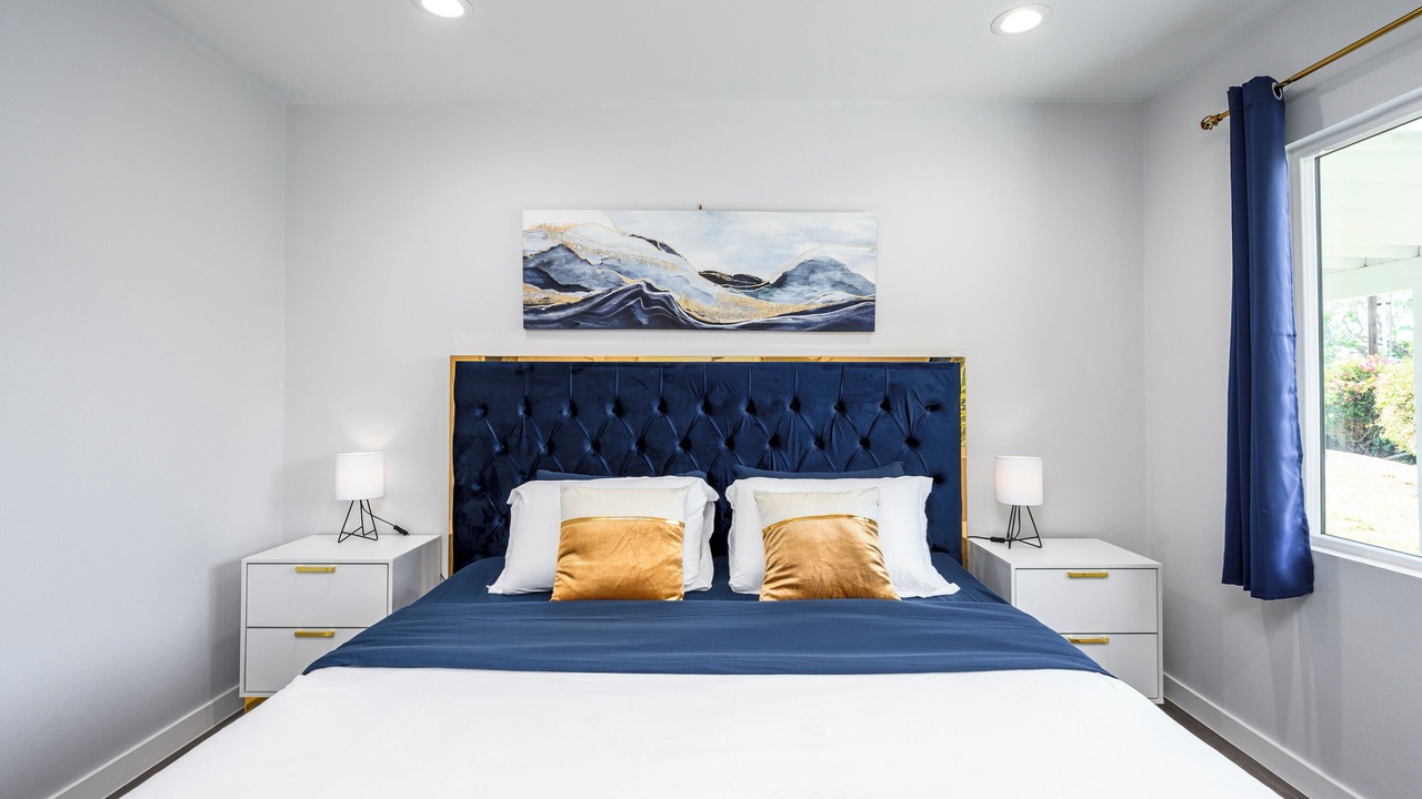 Photo of Bedroom in Riverview West