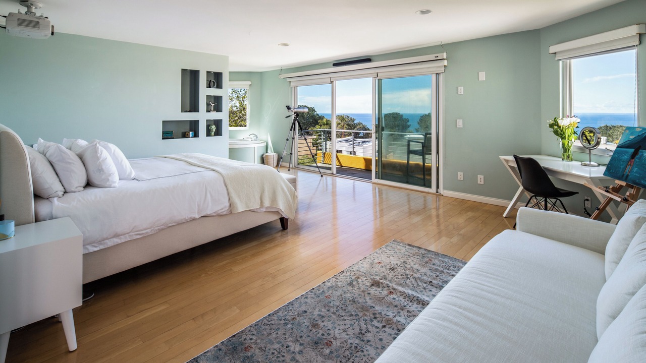 Photo of Bedroom in Del Mar Heights