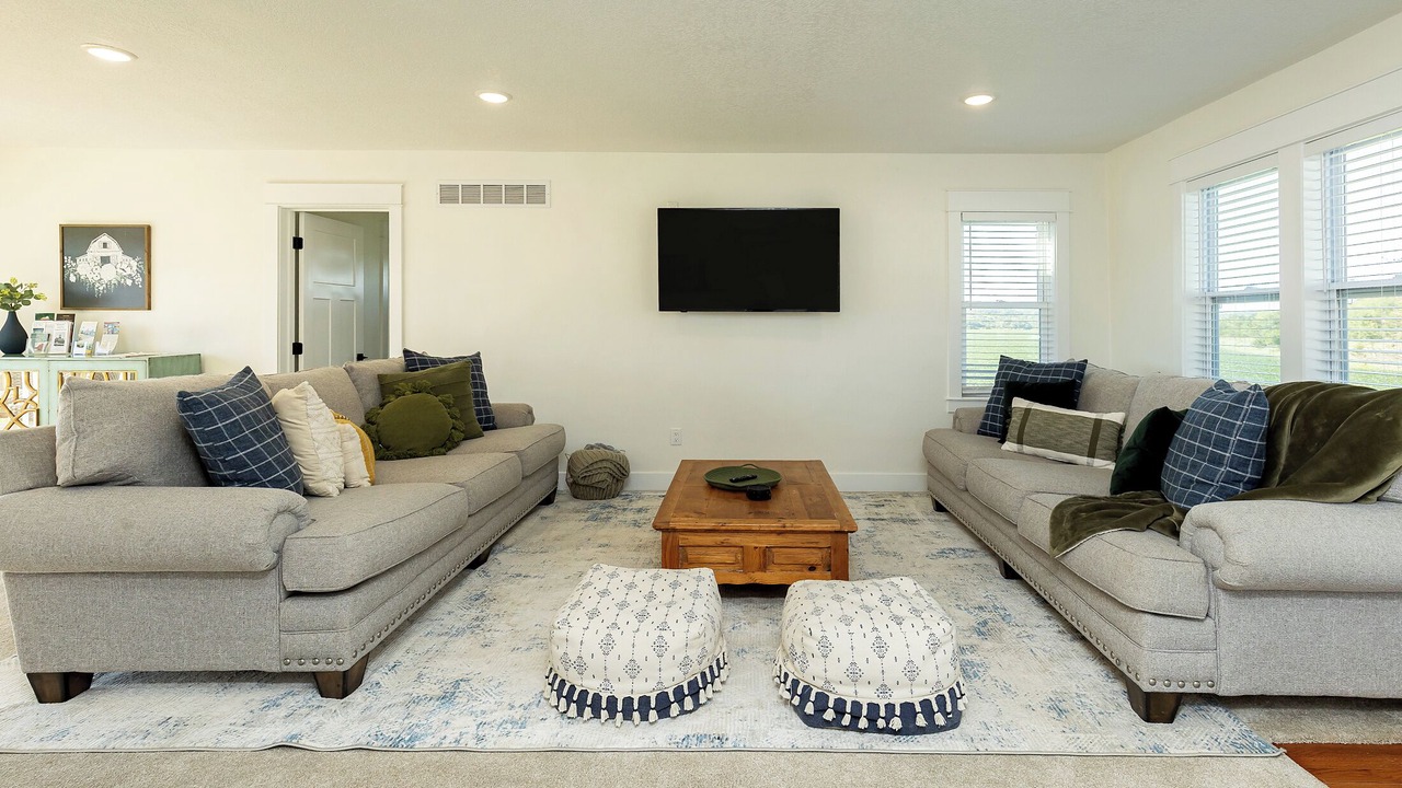Photo of Livingroom in Winterset