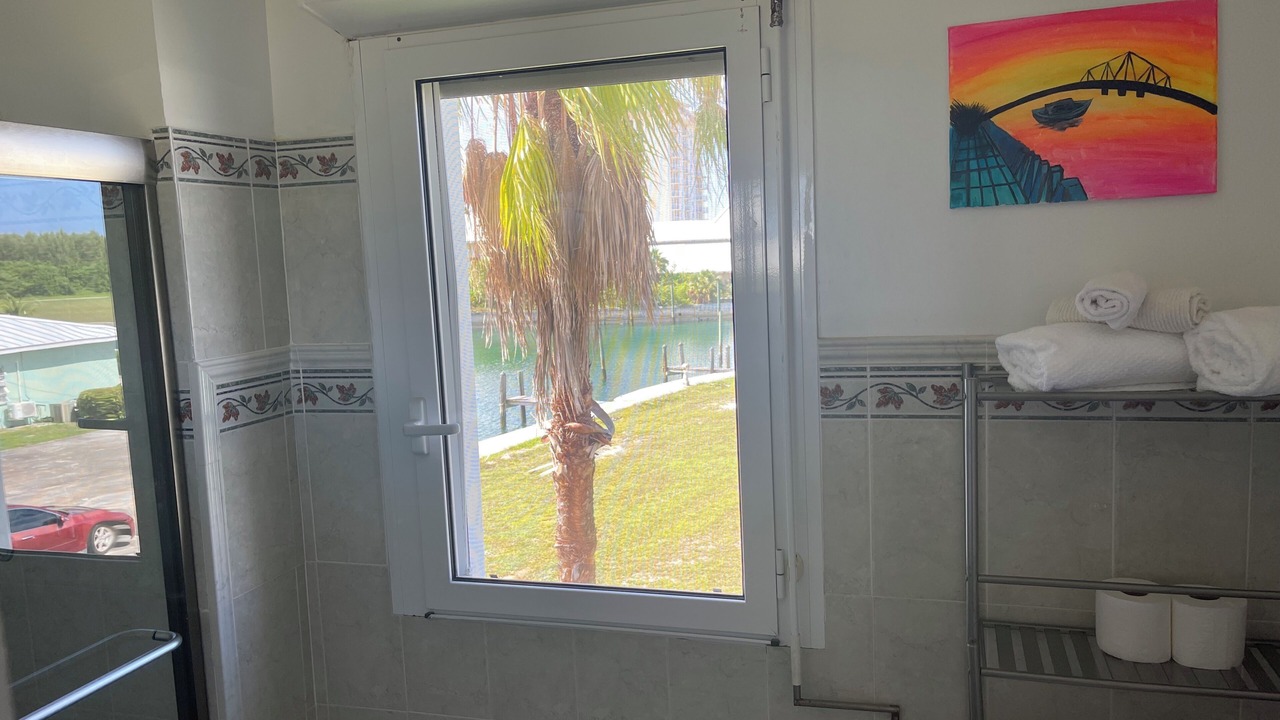 Photo of Bathroom in Bahamas Terrace