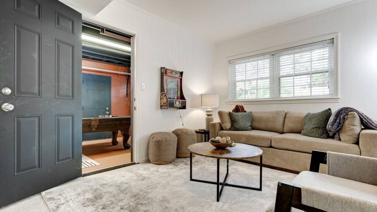 Photo of Livingroom in Crestline Heights