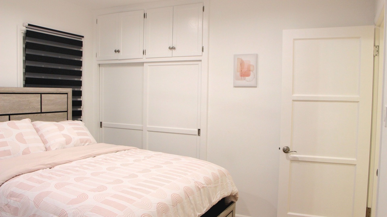 Photo of Bedroom in Reseda