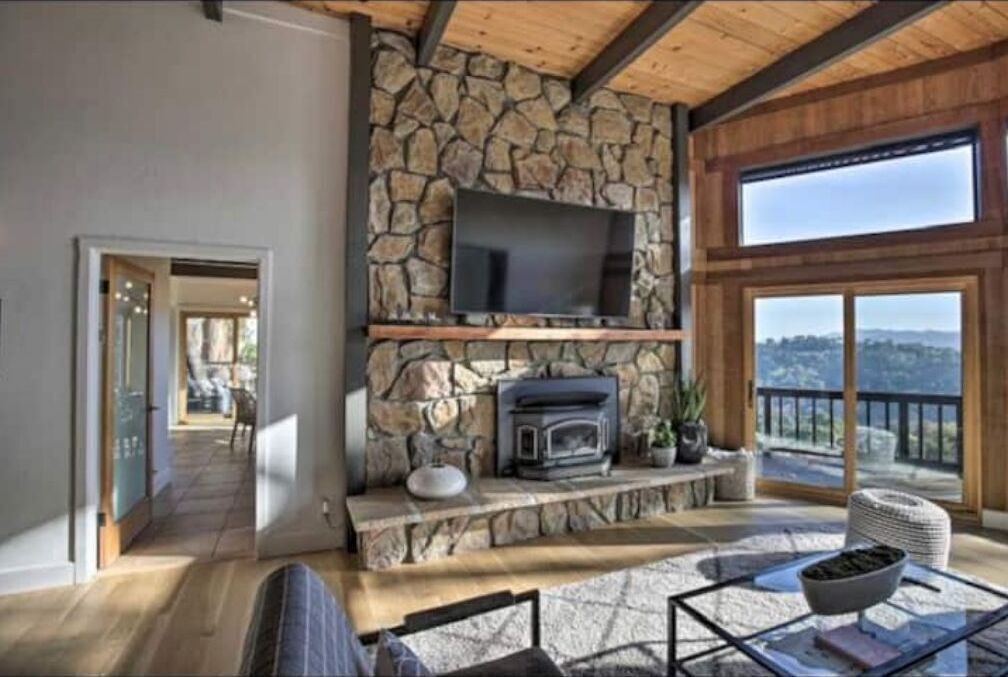 Photo of Livingroom in San Anselmo