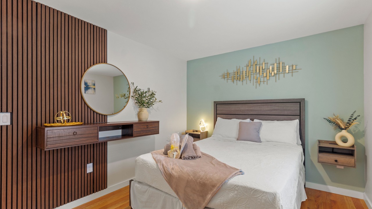 Photo of Bedroom in Elizabeth