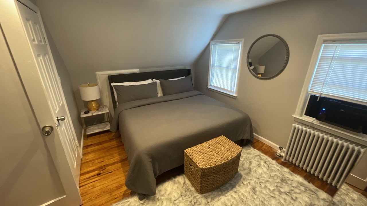 Photo of Bedroom in Uniondale