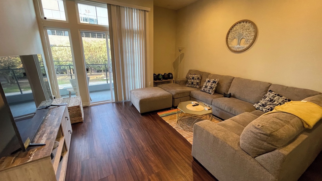 Photo of Livingroom in Airport Area