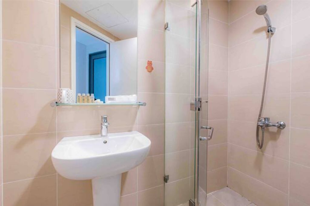 Photo of Bathroom in District 9
