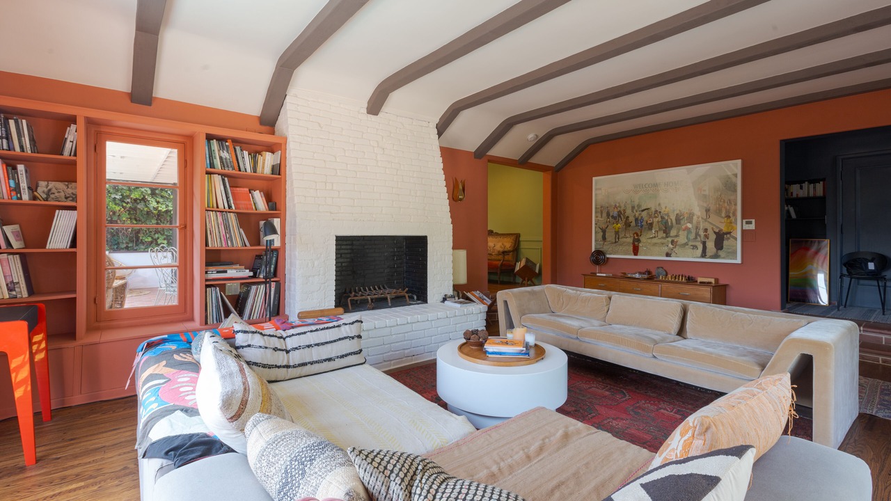 Photo of Livingroom in Hollywood Hills