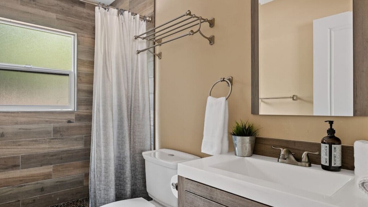 Photo of Bathroom in Moonridge