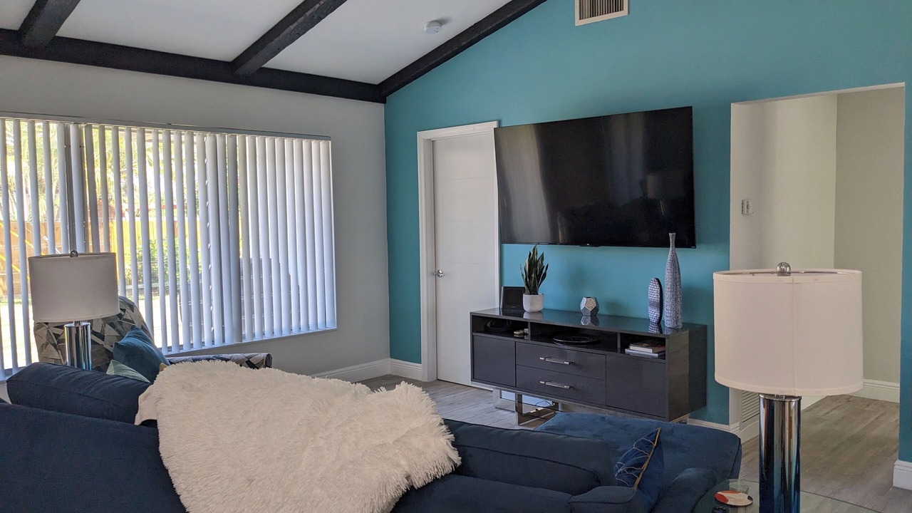 Photo of Livingroom in Coral Ridge