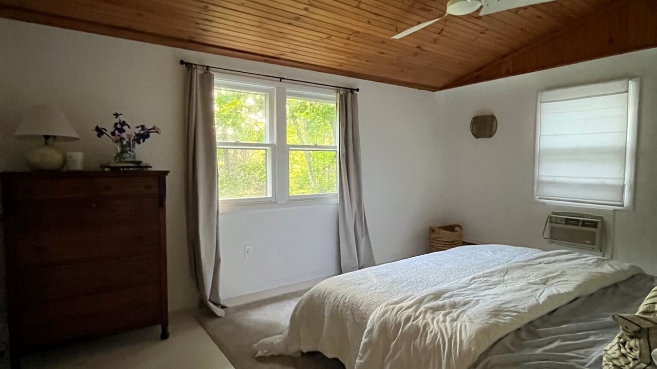 Photo of Bedroom in Copake Lake