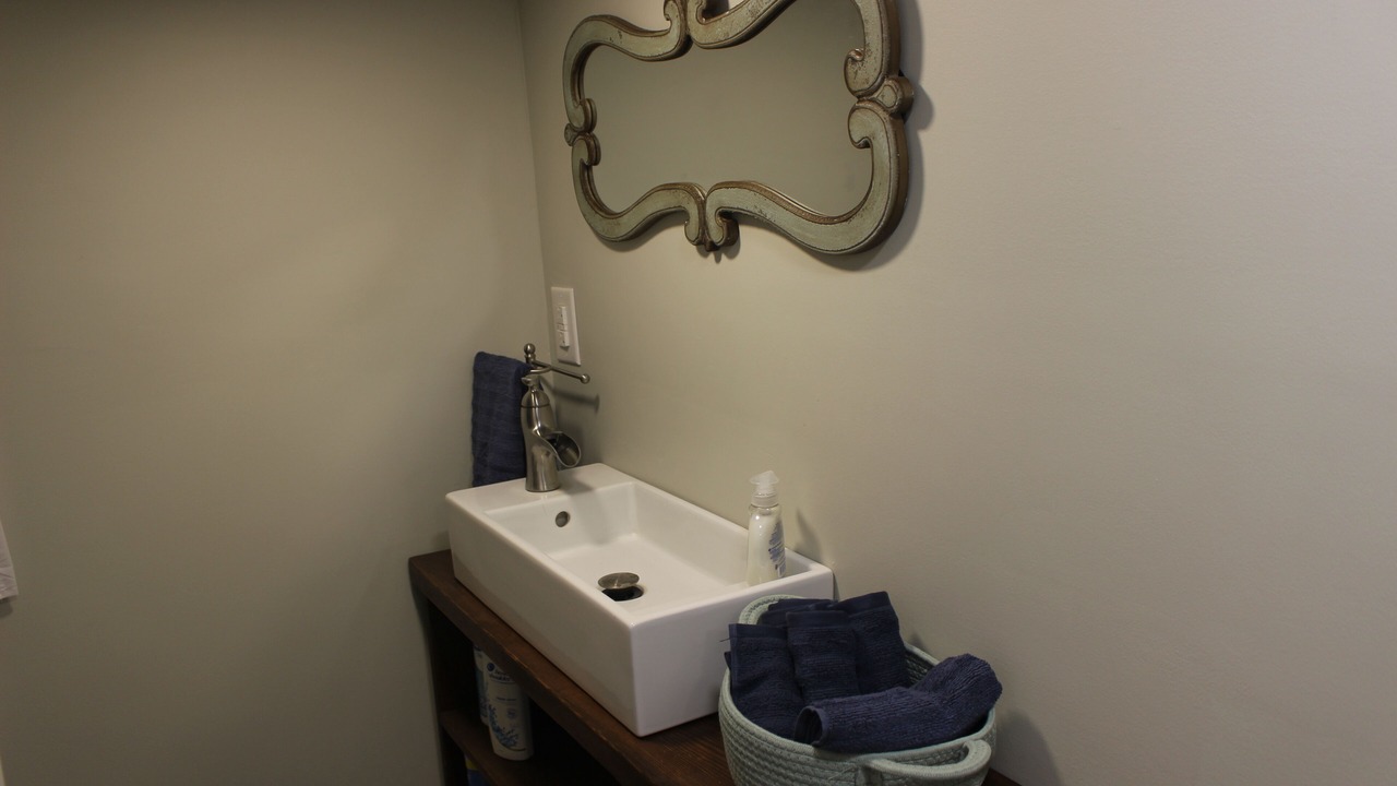 Photo of Bathroom in Crumpler
