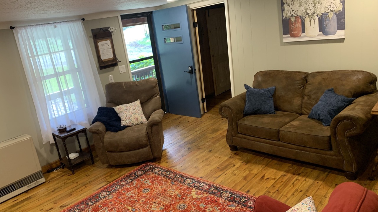 Photo of Livingroom in Crumpler