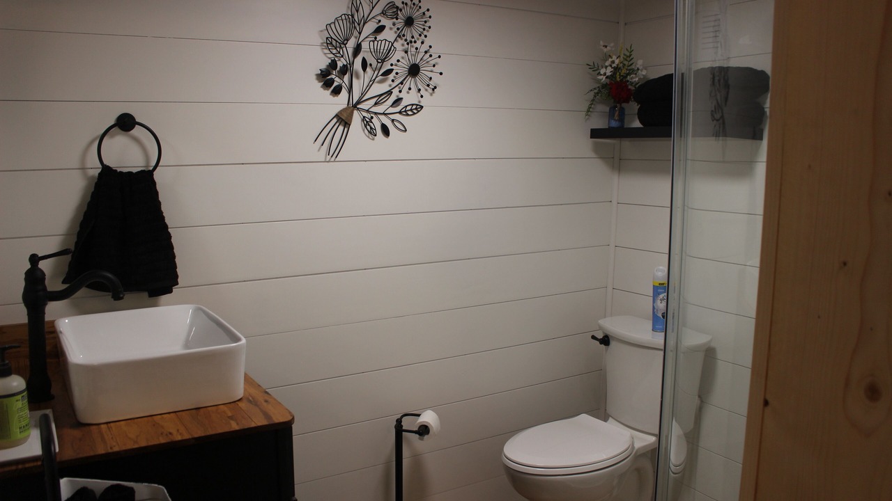 Photo of Bathroom in Crumpler