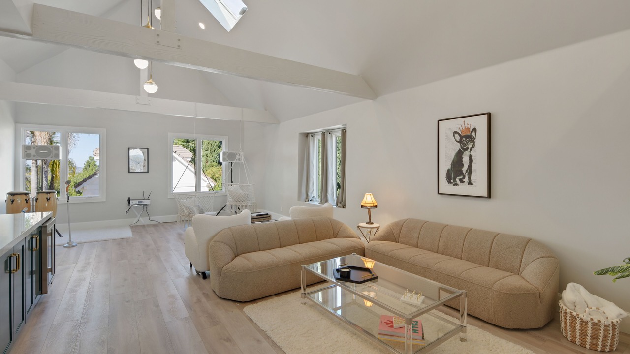 Photo of Livingroom in Laguna Hills