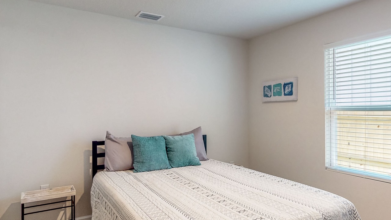 Photo of Bedroom in Northwest Pensacola
