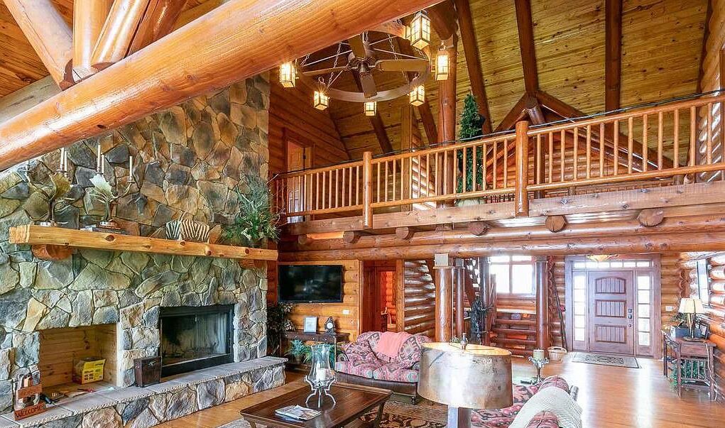 Photo of Bedroom in Mountain Air