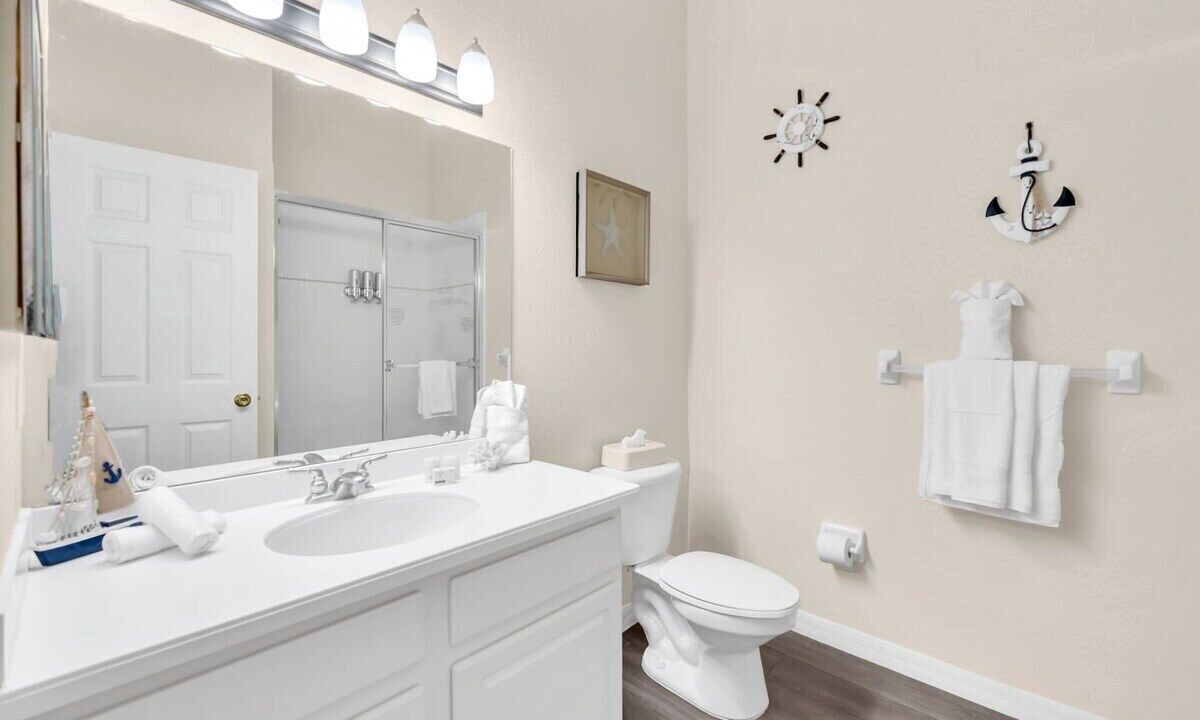 Photo of Bathroom in Bahama Bay