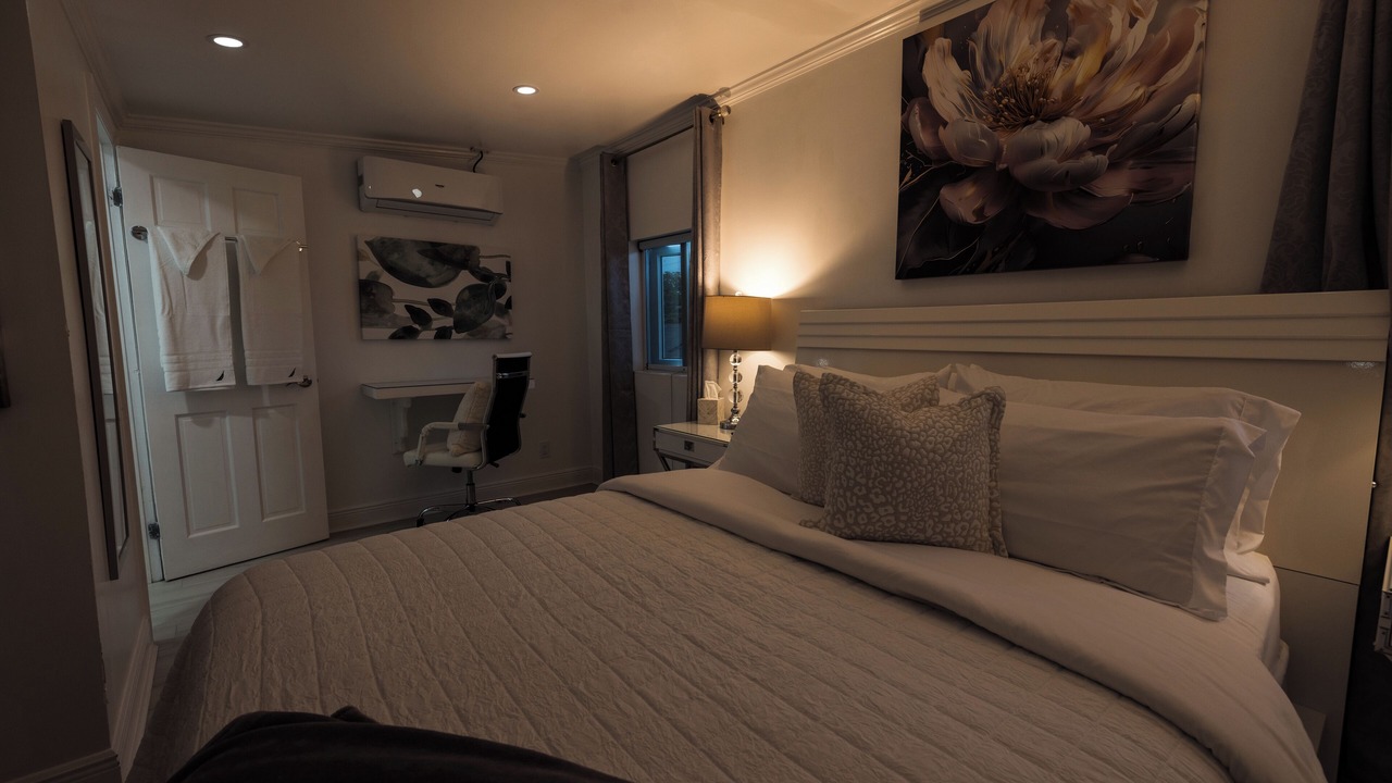 Photo of Bedroom in Nassau
