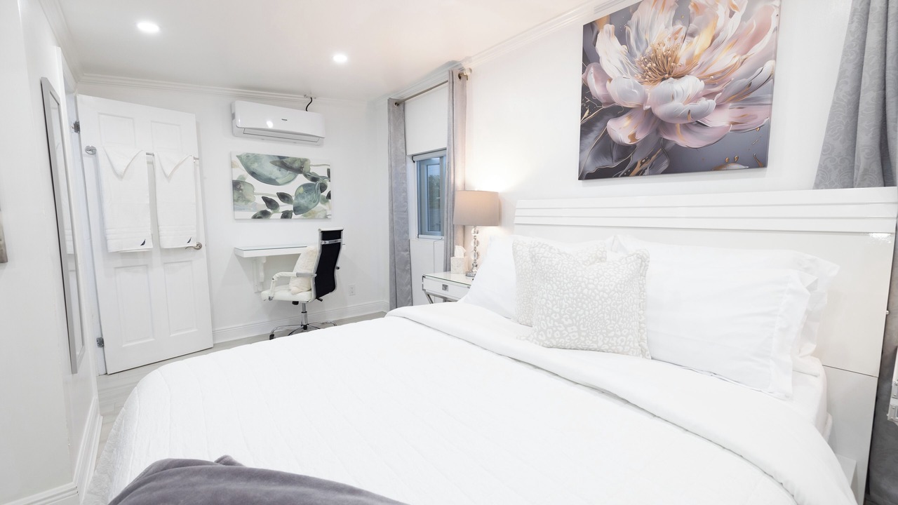 Photo of Bedroom in Nassau