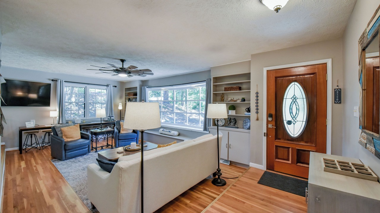 Photo of Livingroom in Northport