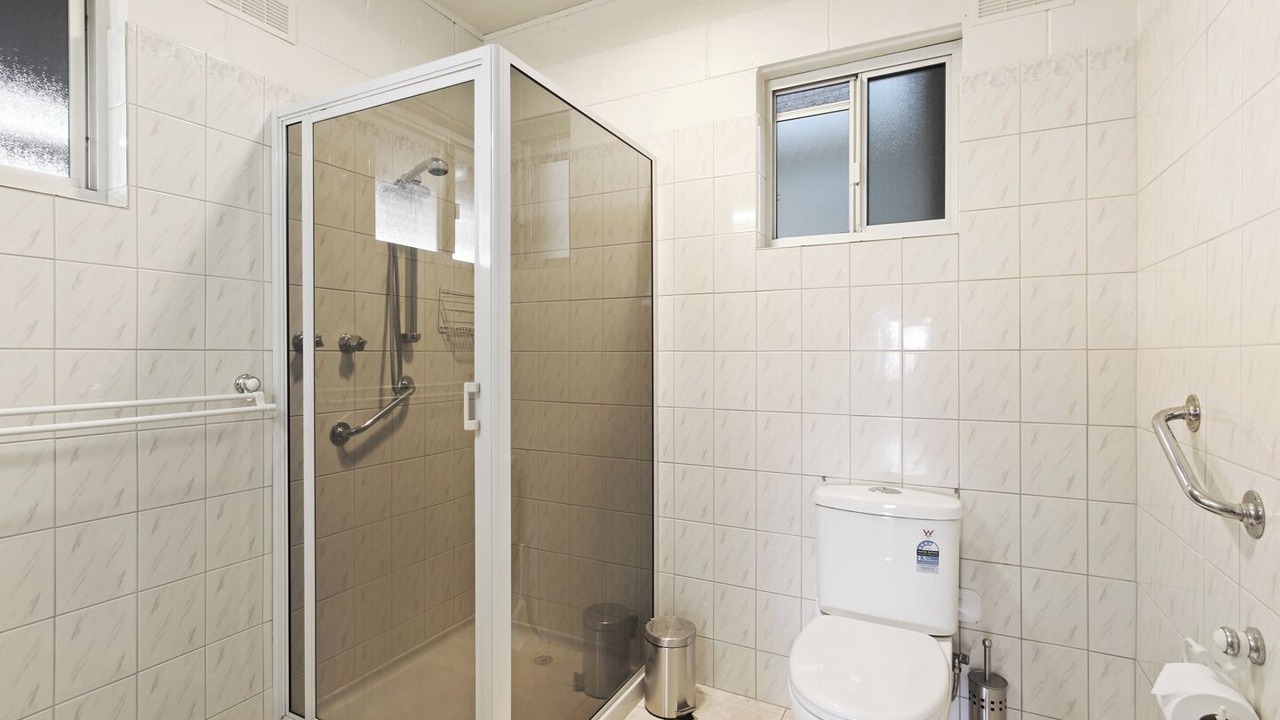 Photo of Bathroom in Lakes Entrance