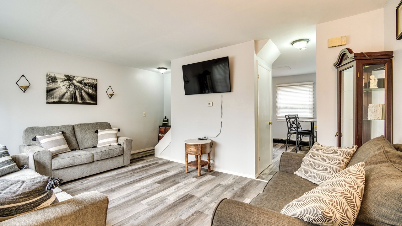 Photo of Livingroom in Rochester