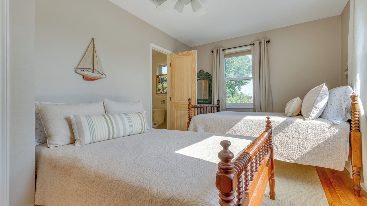 Photo of Bedroom in East Hill