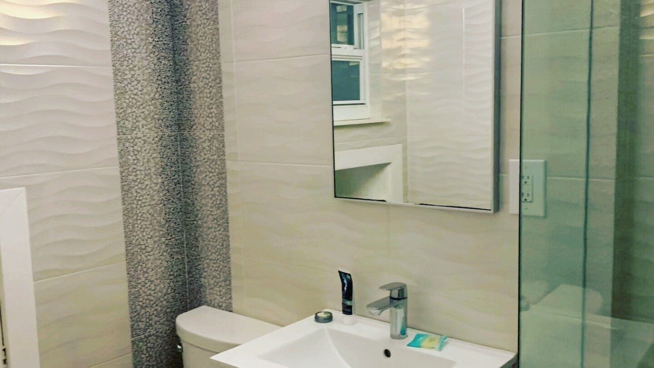 Photo of Bathroom in Hillsboro Beach