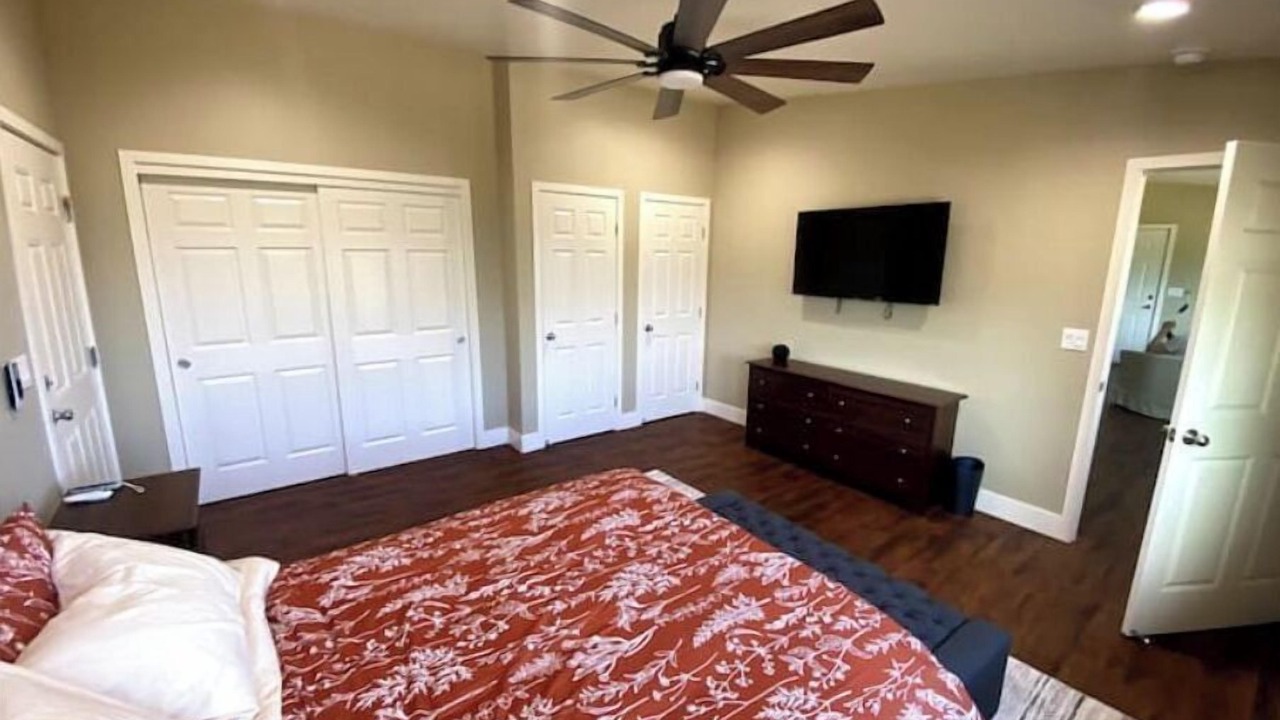 Photo of Bedroom in Badger