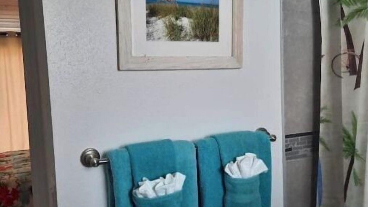 Photo of Bathroom in Bahama Palm Shores