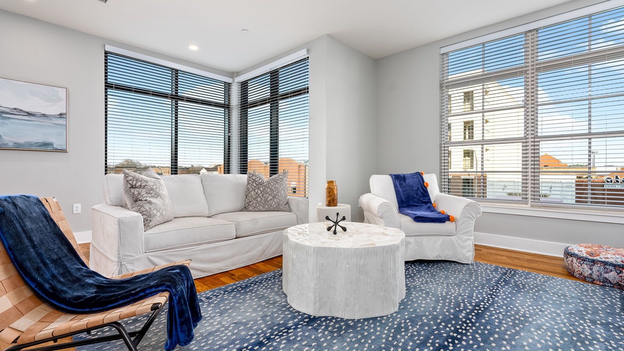 Photo of Livingroom in Auburn
