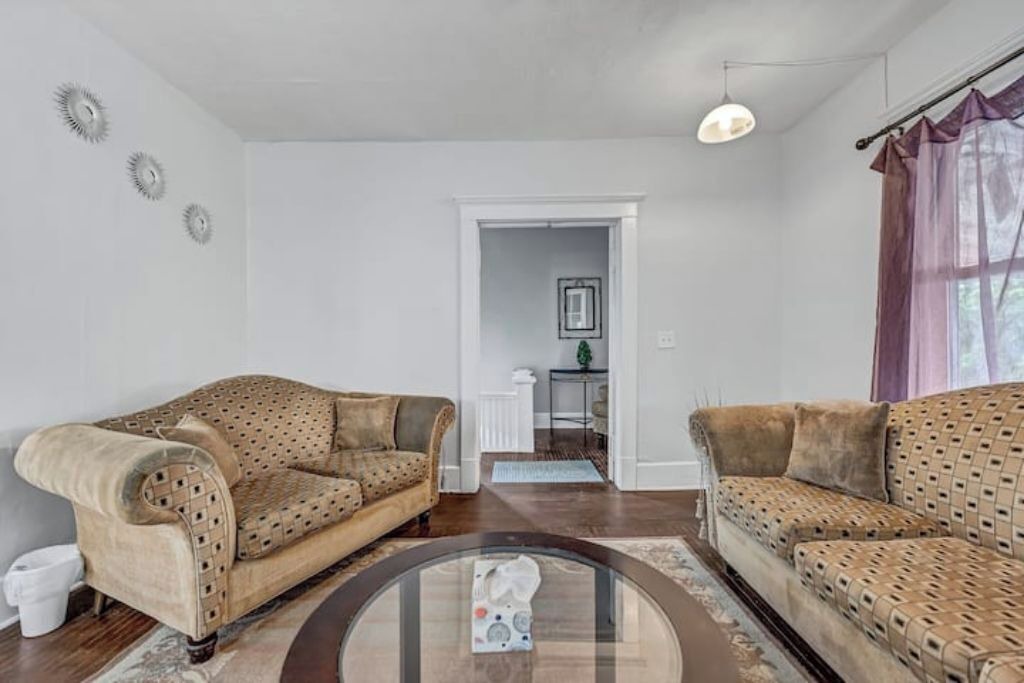 Photo of Livingroom in North Buffalo