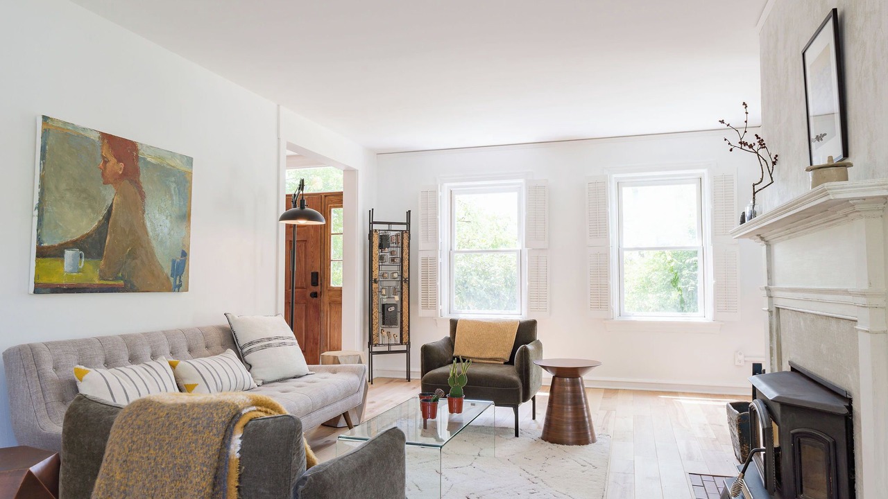 Photo of Livingroom in Monroe