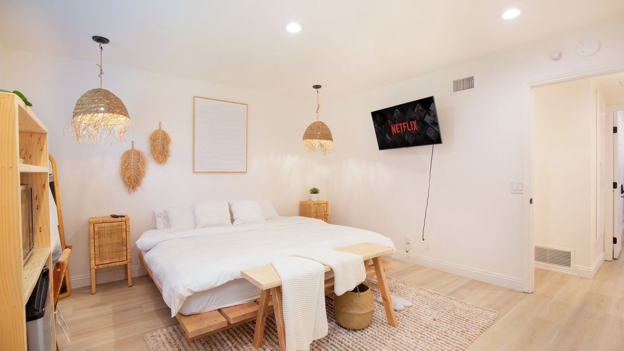 Photo of Bedroom in Fountain Valley