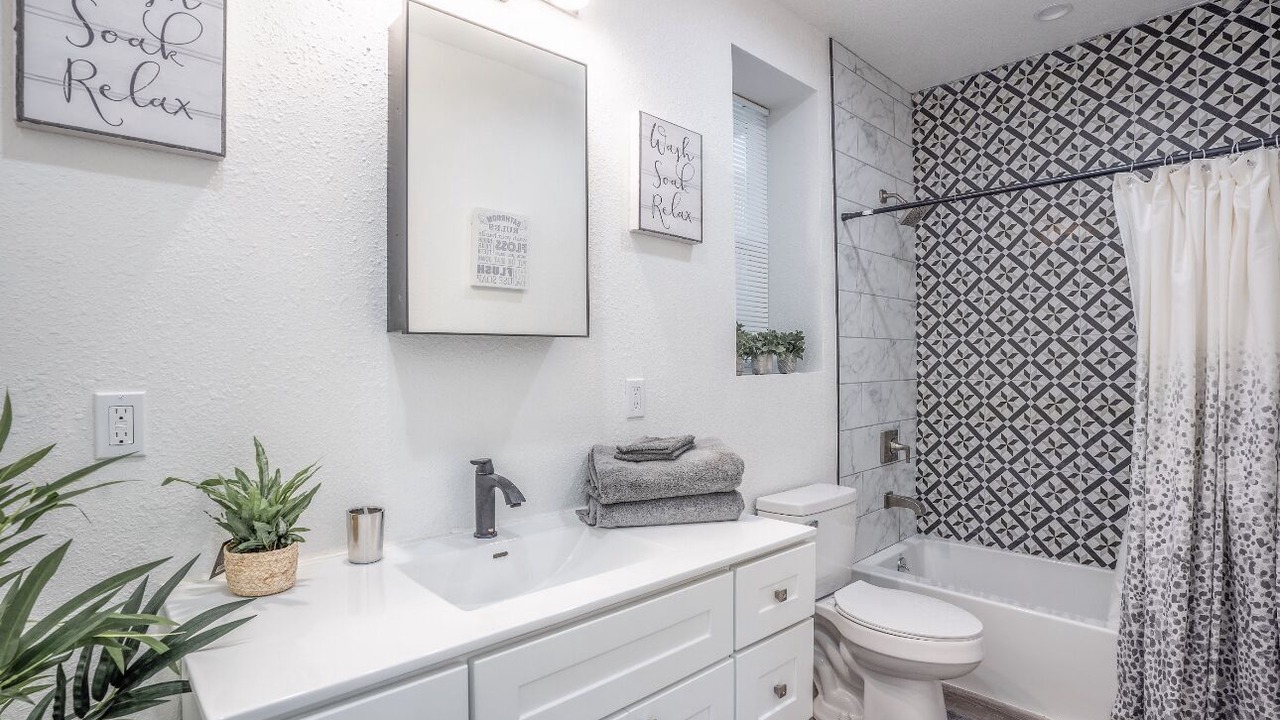 Photo of Bathroom in Southwest Berkeley