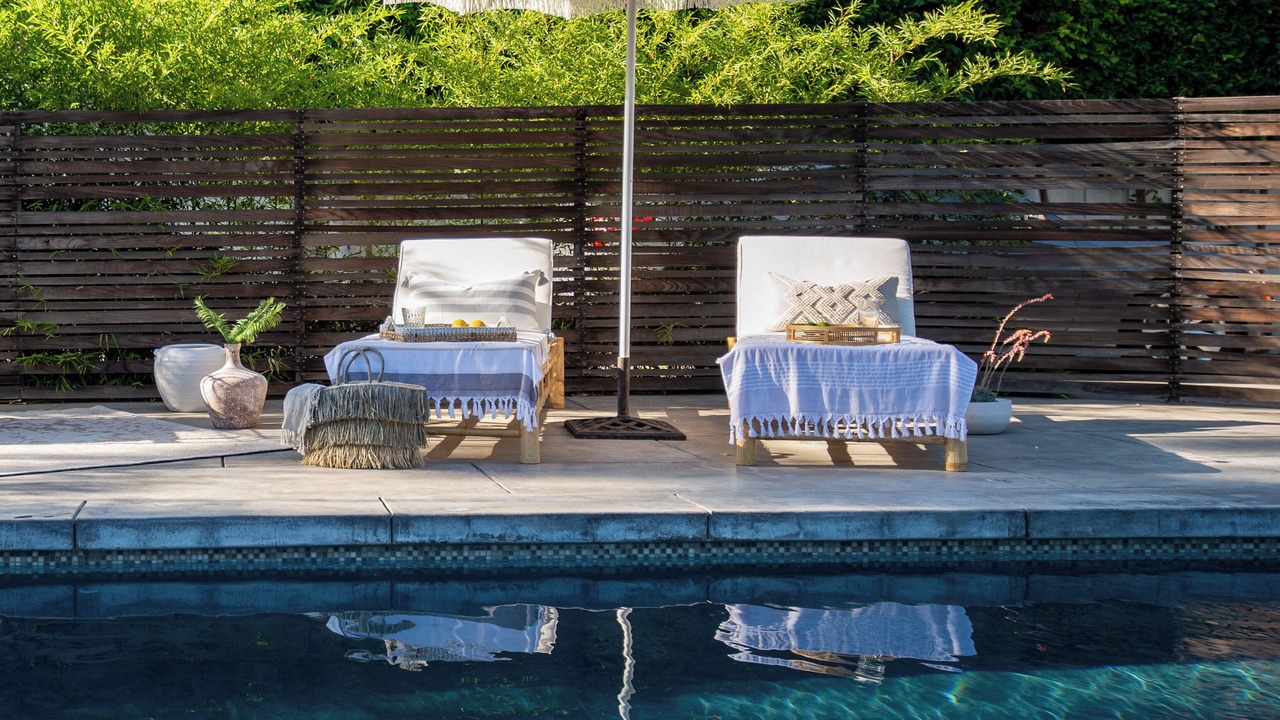 Photo of Outdoor in Woodland Hills