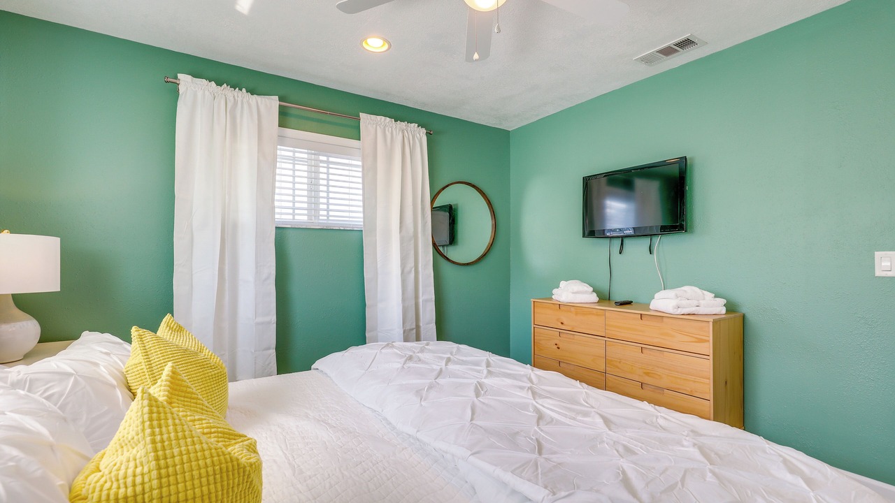 Photo of Bedroom in Apollo Beach