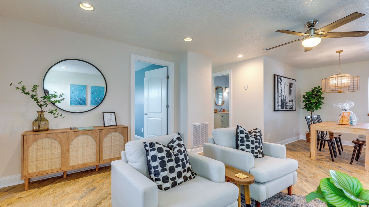 Photo of Livingroom in Apollo Beach