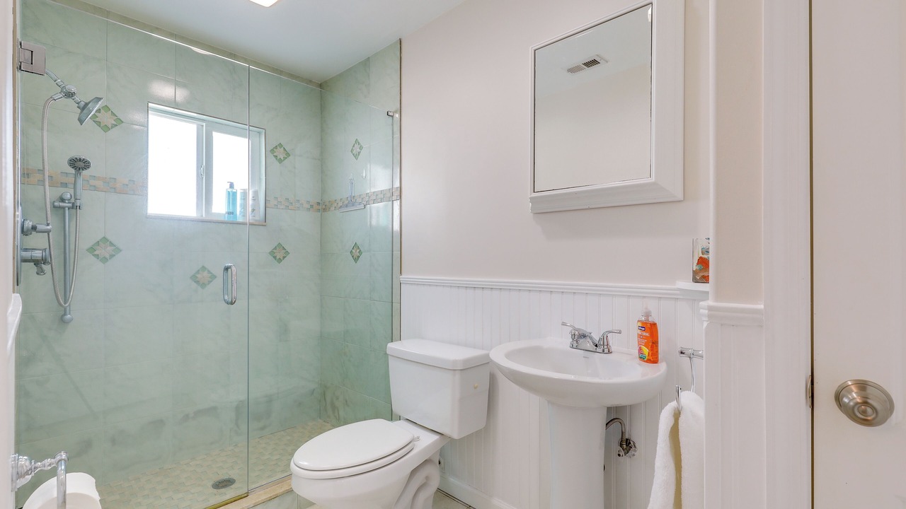 Photo of Bathroom in Apollo Beach