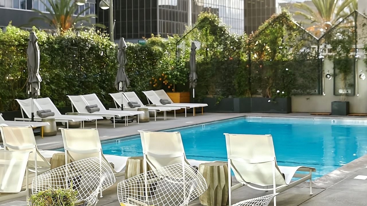 Photo of Outdoor in Wilshire Center