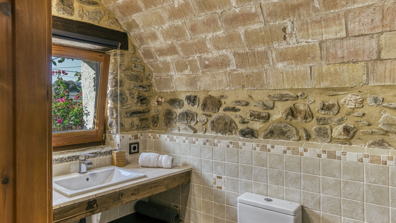 Photo of Bathroom in Cantallops
