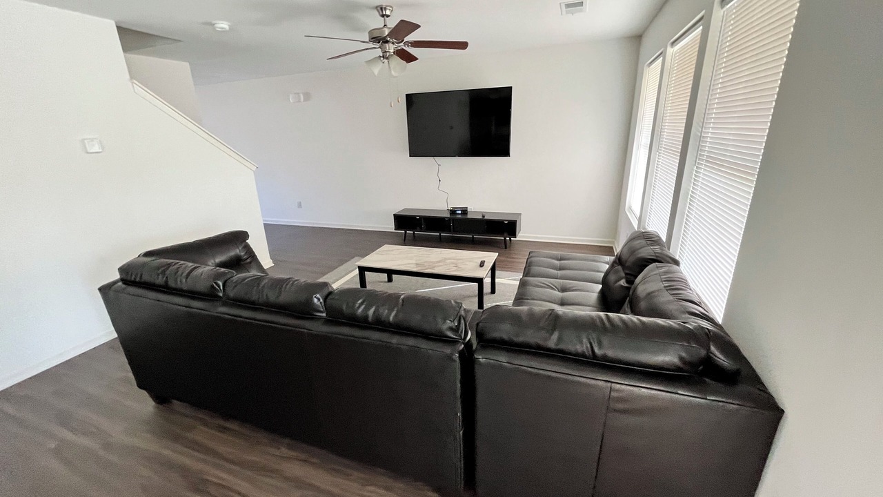 Photo of Livingroom in Northport
