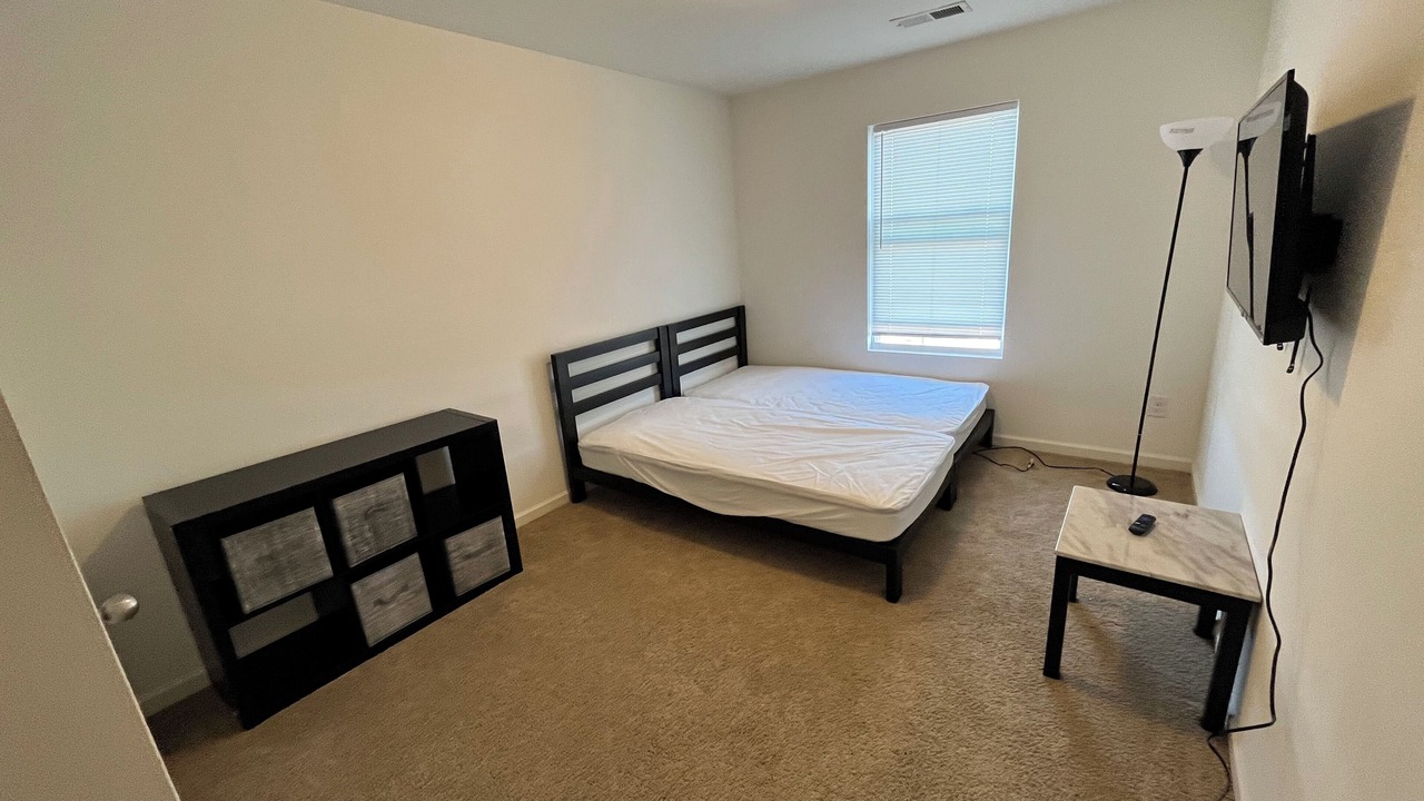 Photo of Bedroom in Northport