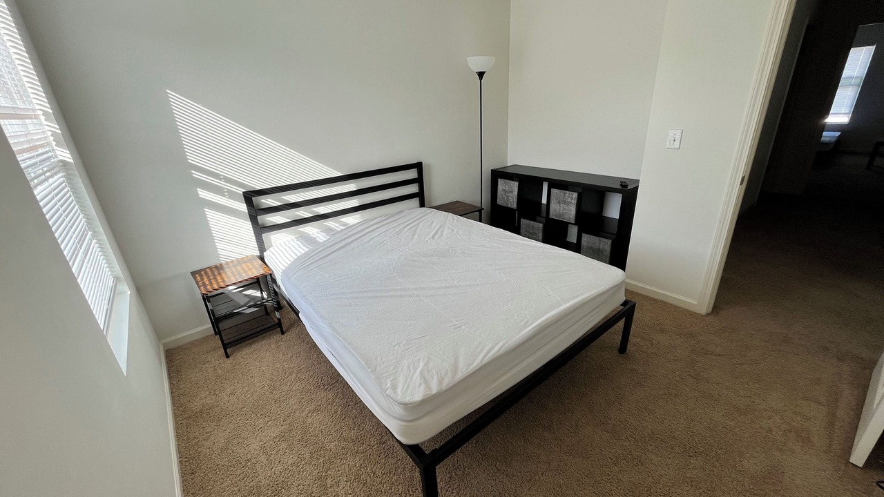Photo of Bedroom in Northport