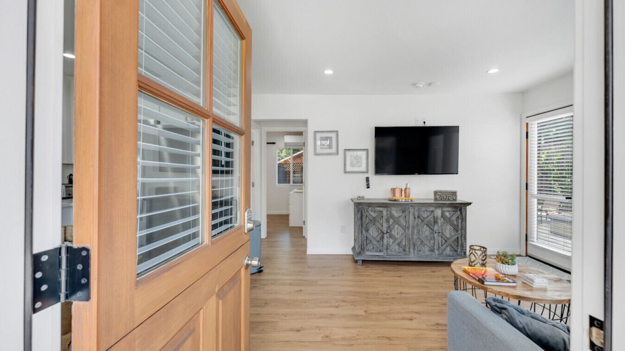 Photo of Bedroom in Thousand Oaks